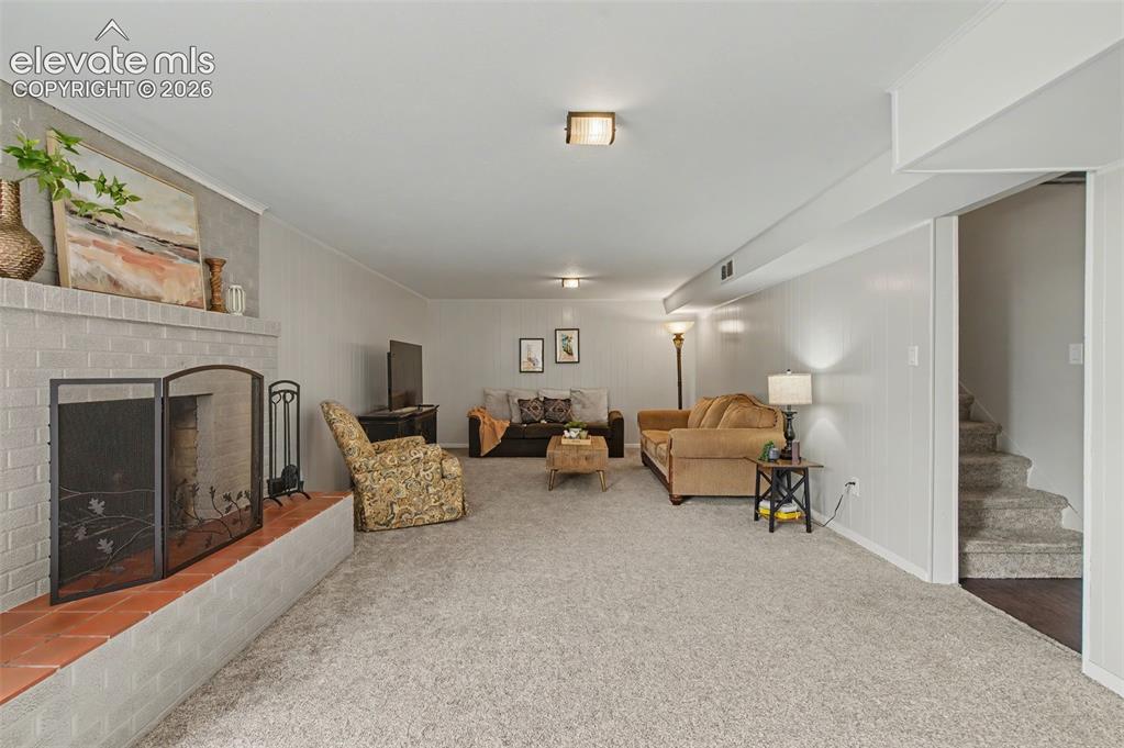 2724 Marilyn Road