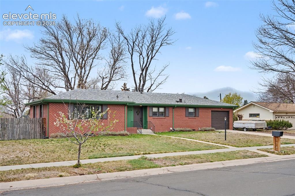 2724 Marilyn Road
