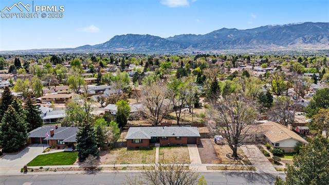 2724 Marilyn Road
