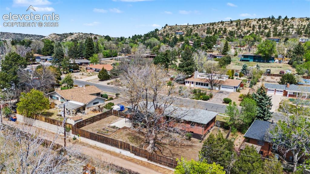 2724 Marilyn Road