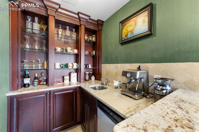 115 High View Circle