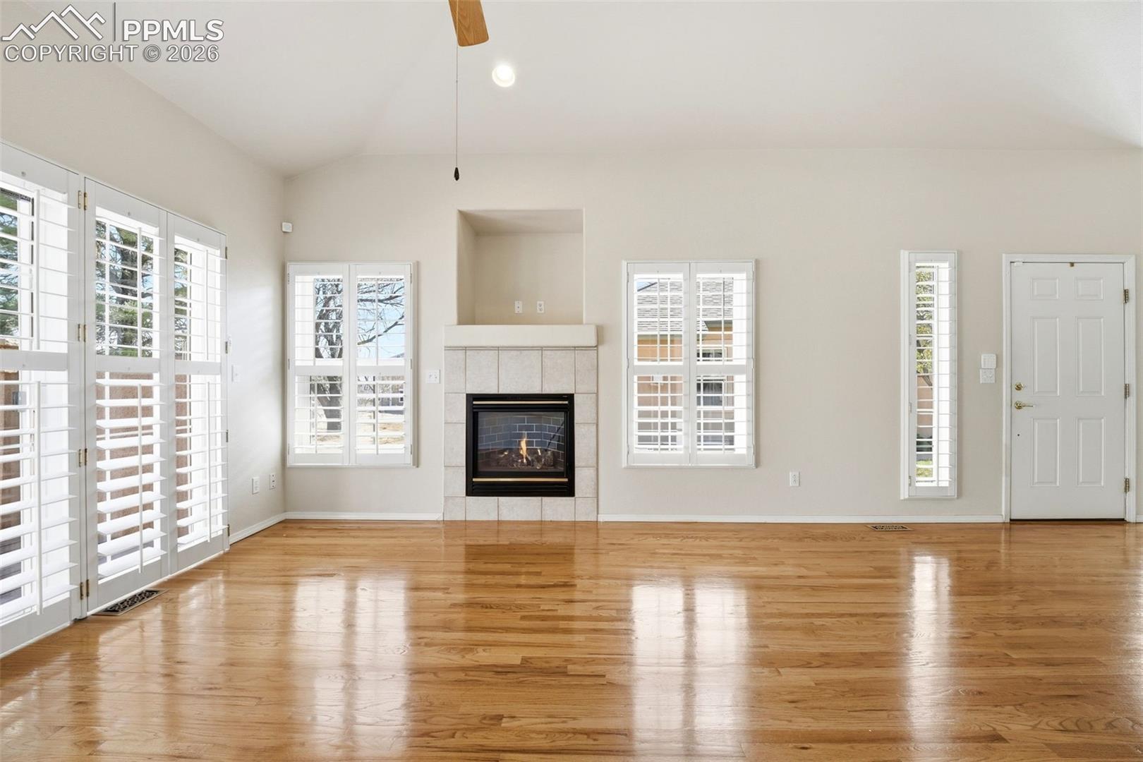5547 Sonnet Heights