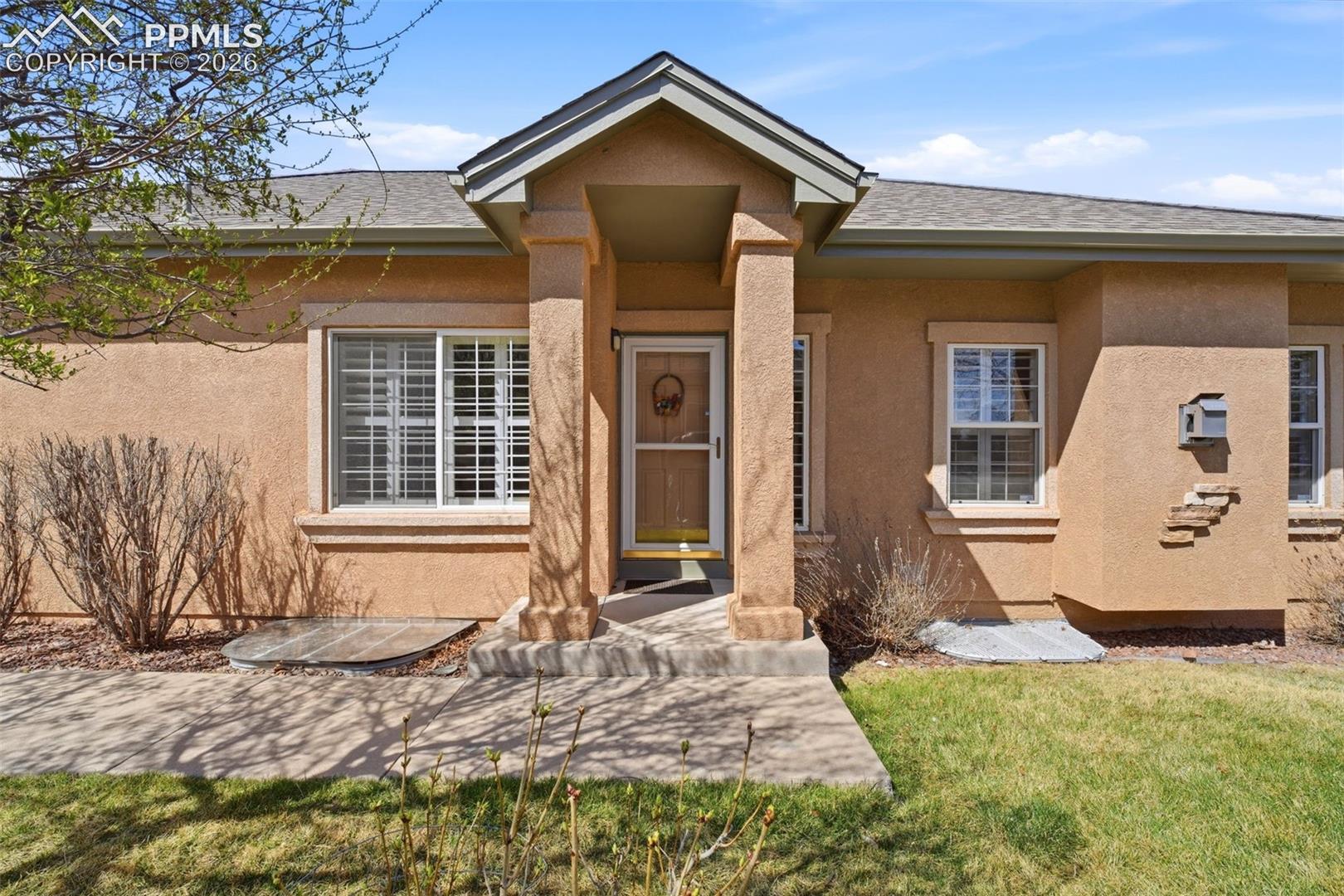 5547 Sonnet Heights
