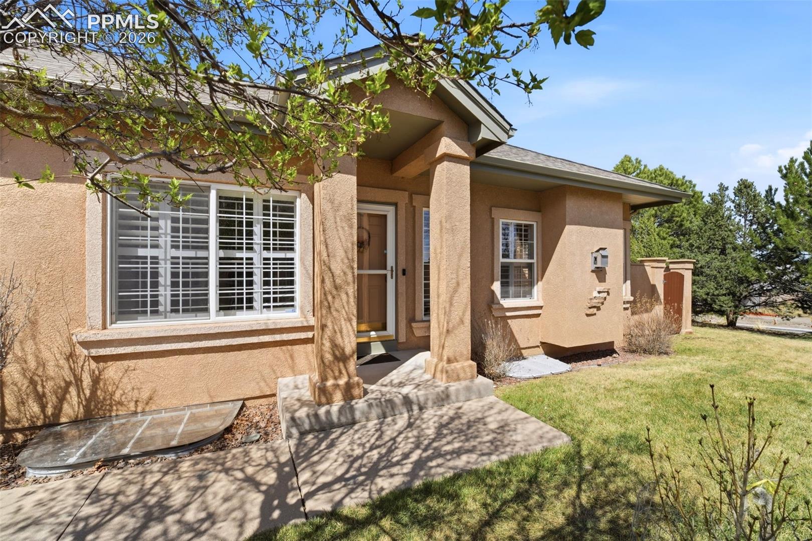 5547 Sonnet Heights