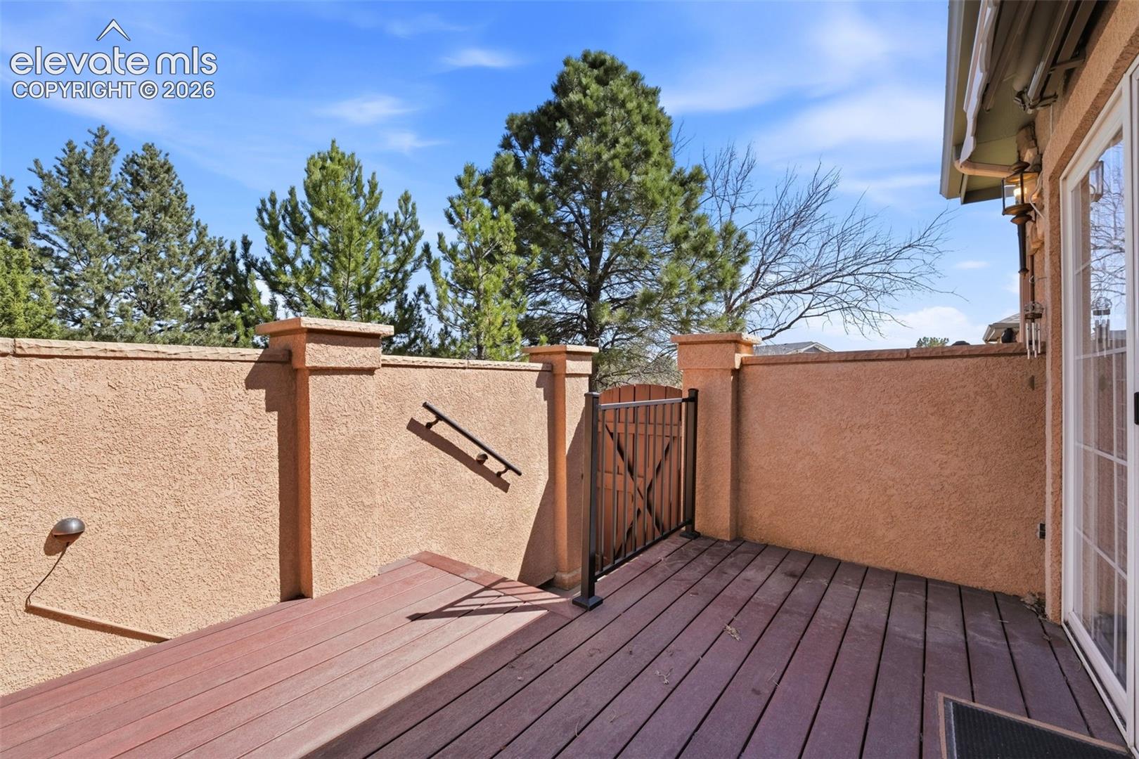5547 Sonnet Heights