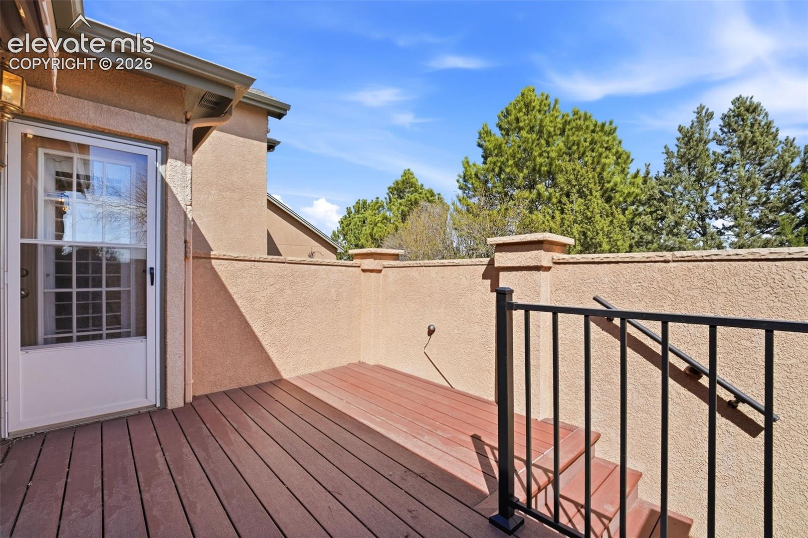 5547 Sonnet Heights