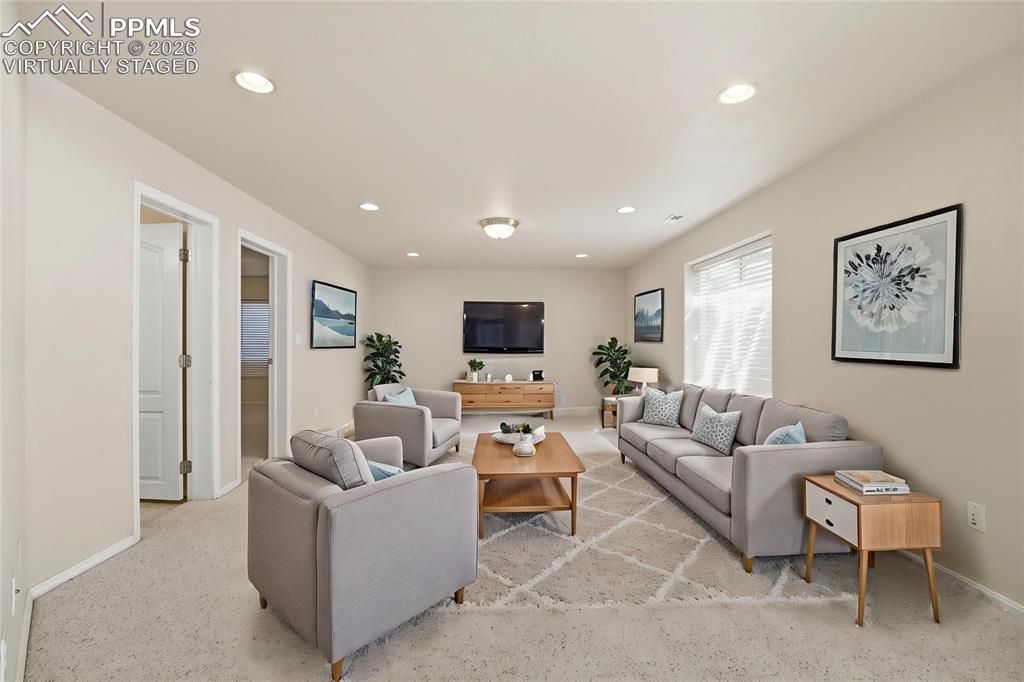 5547 Sonnet Heights