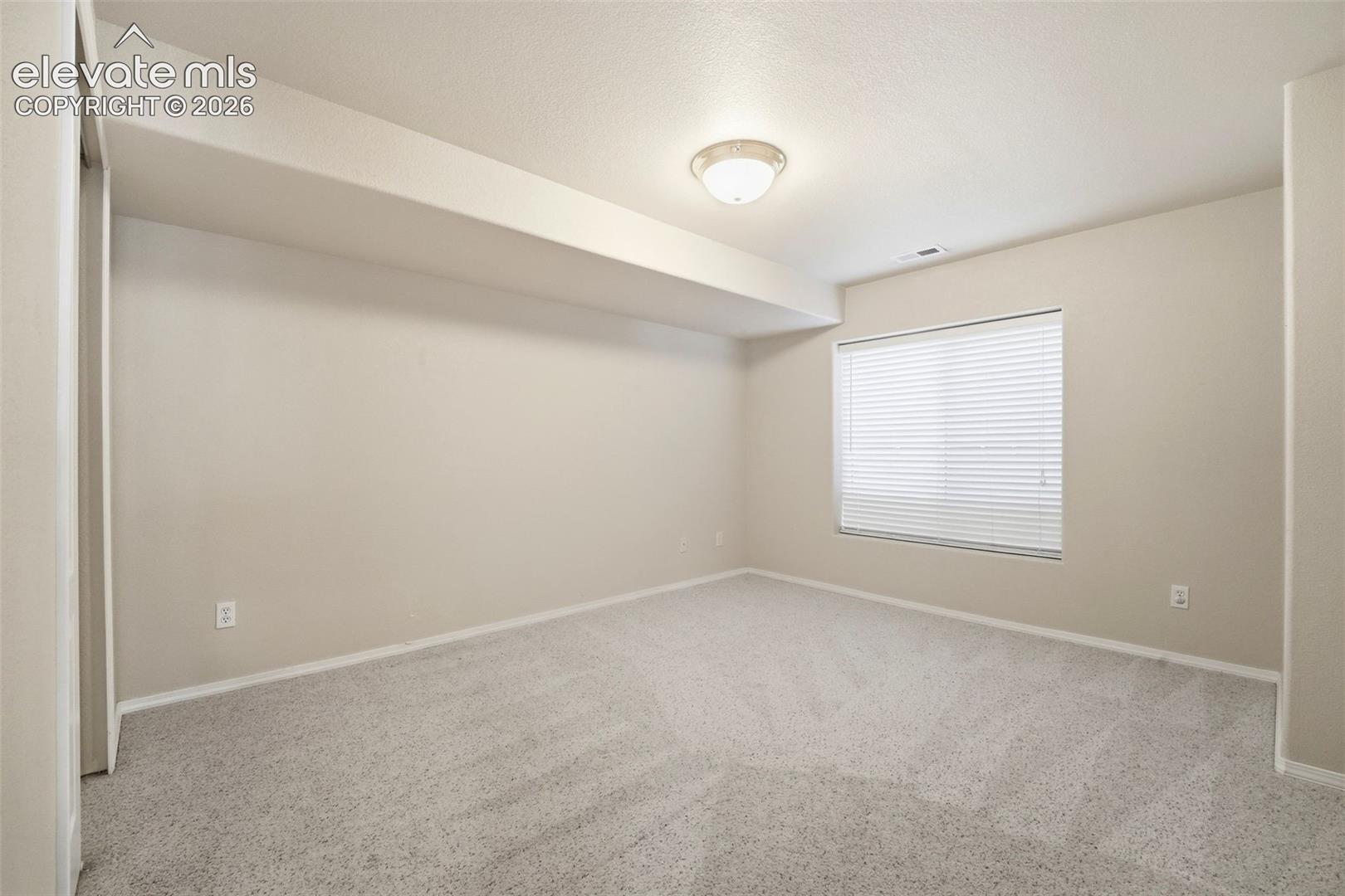 5547 Sonnet Heights