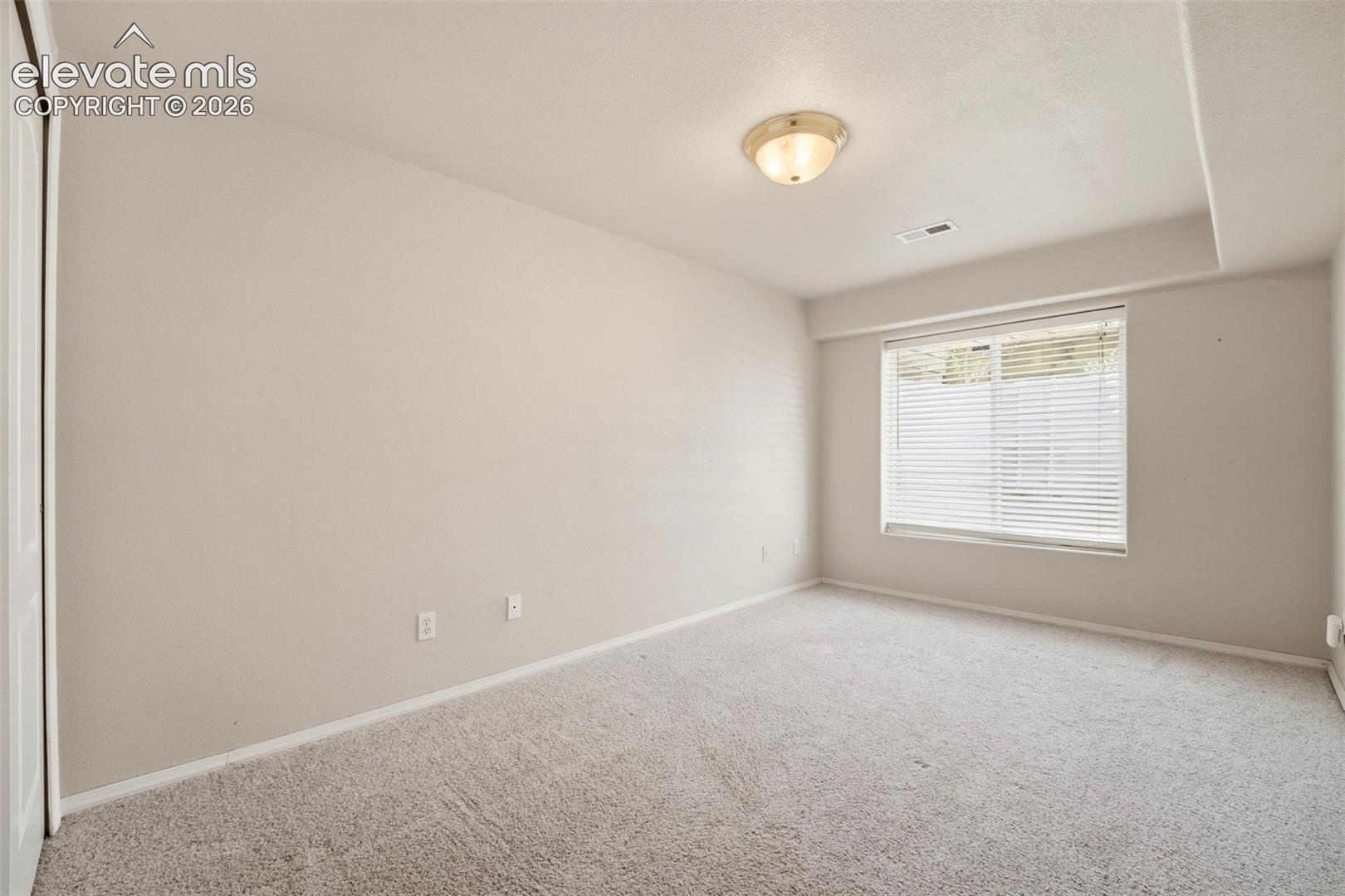 5547 Sonnet Heights