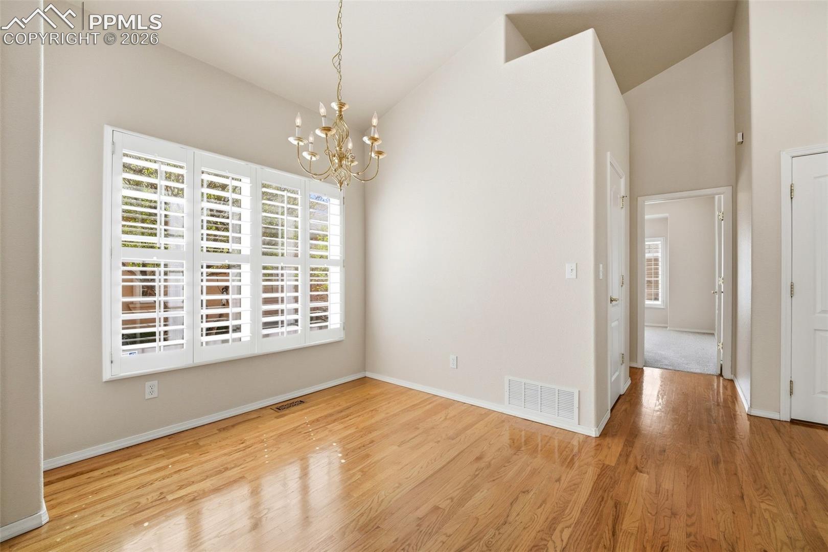 5547 Sonnet Heights