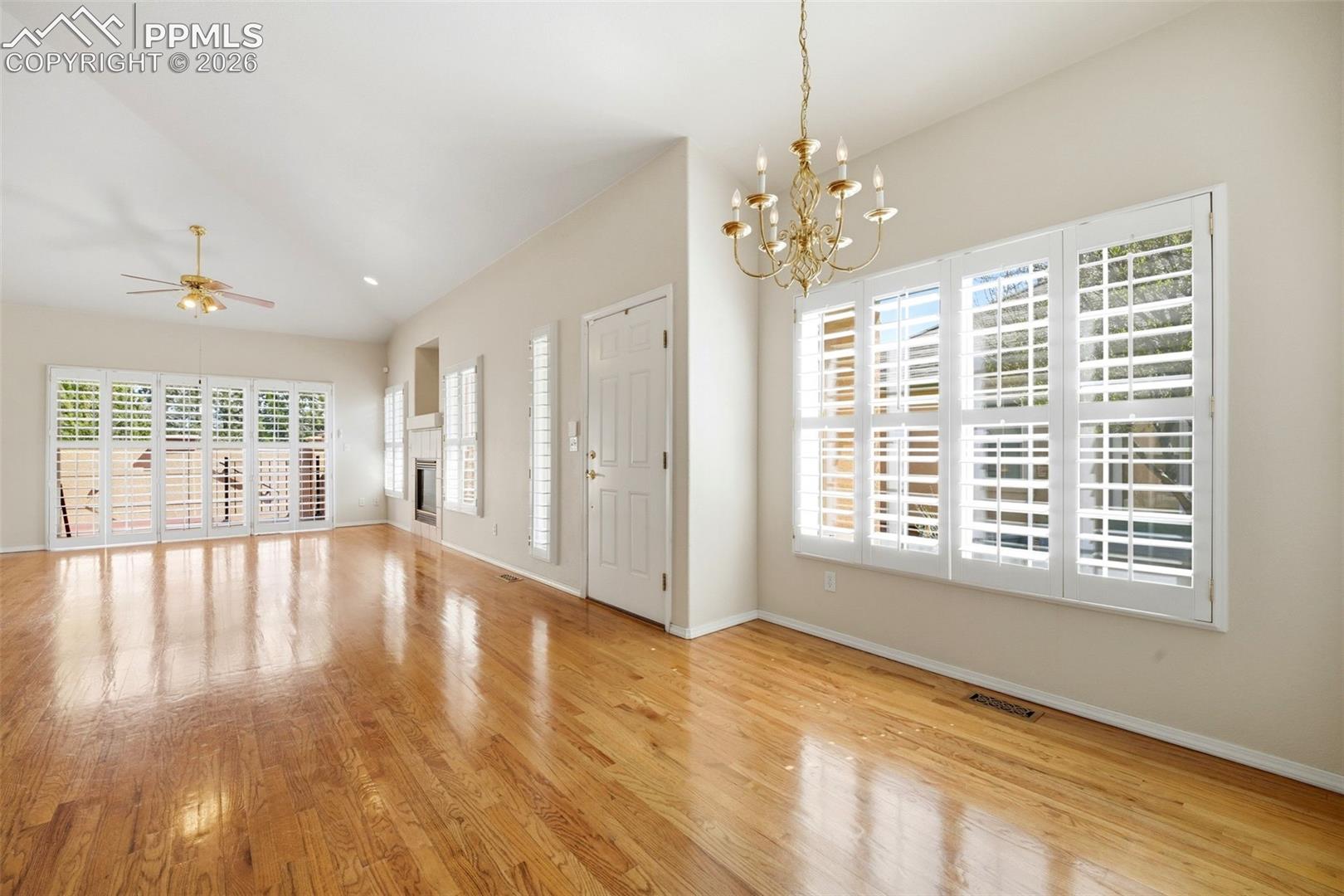 5547 Sonnet Heights