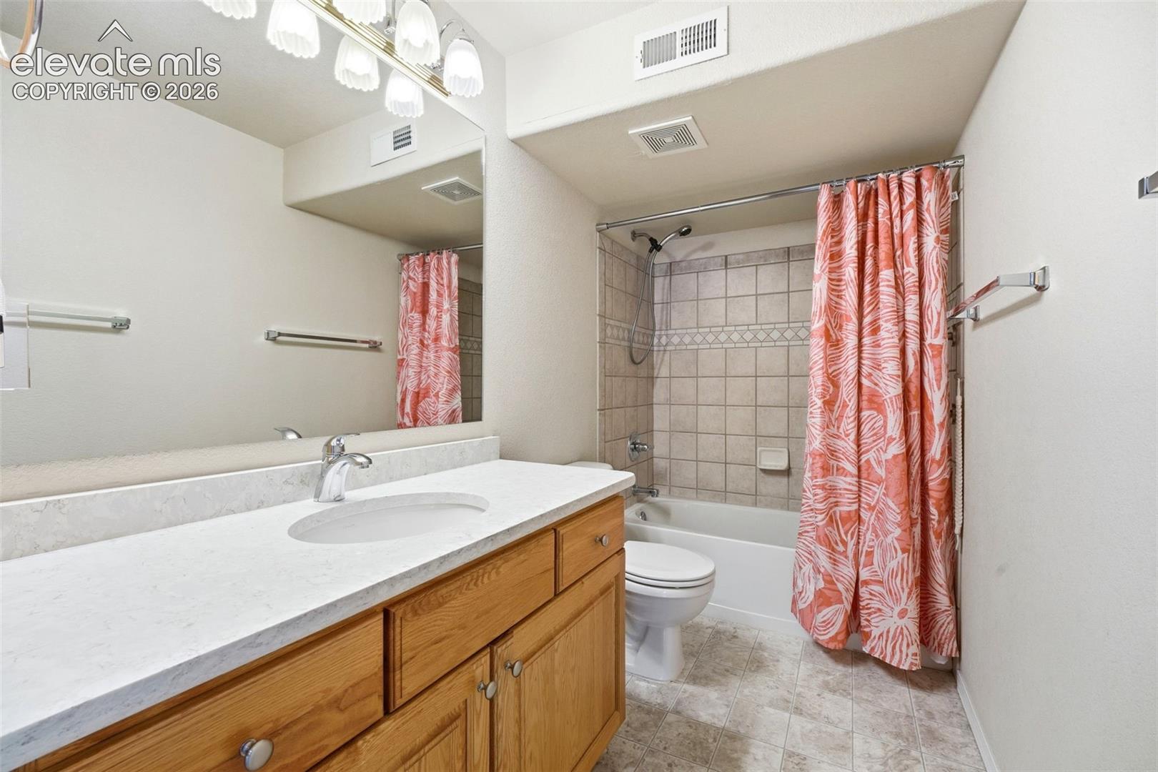 5547 Sonnet Heights