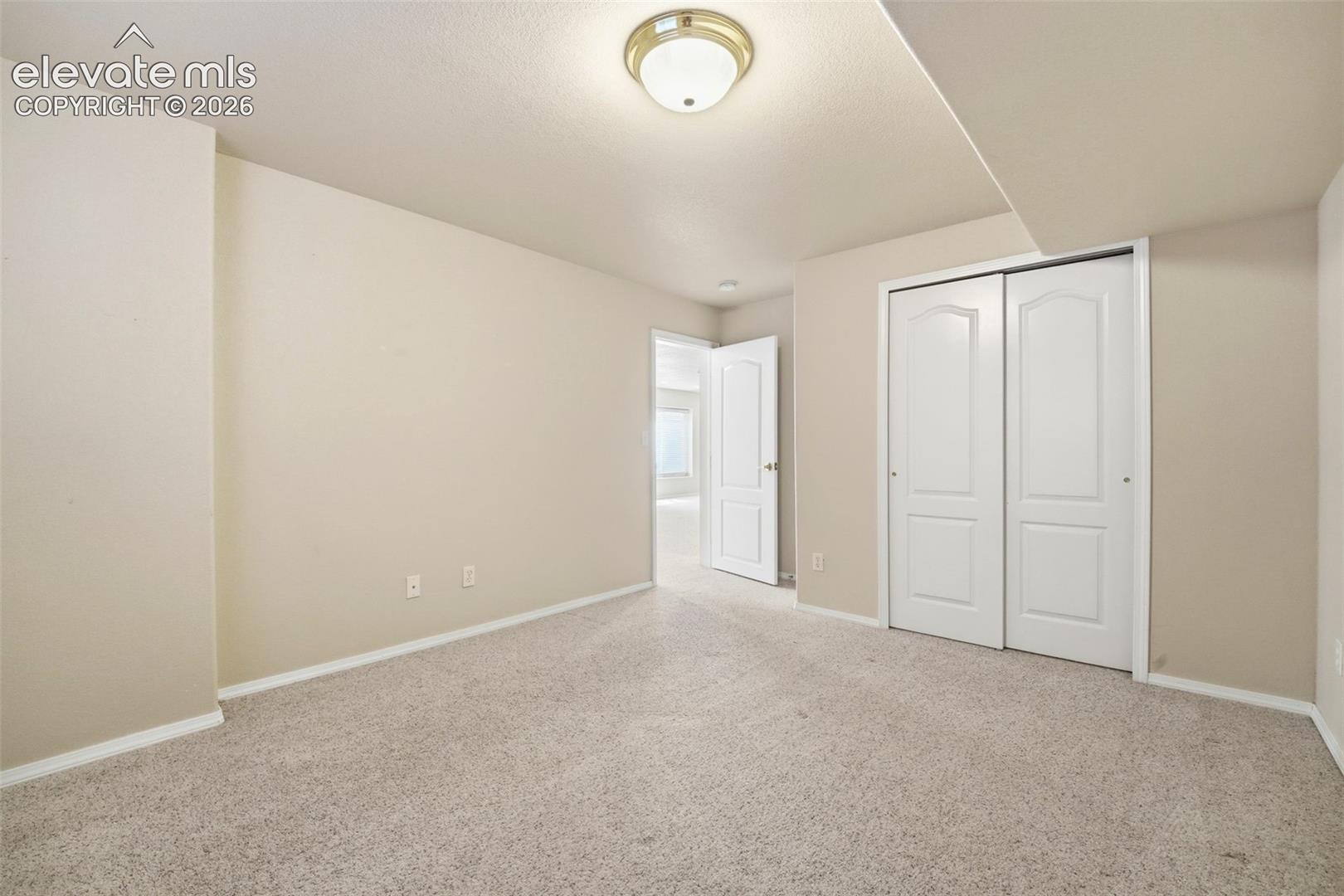 5547 Sonnet Heights