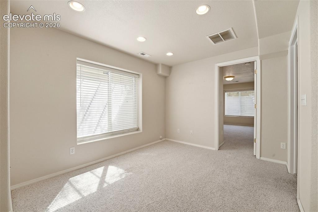5547 Sonnet Heights