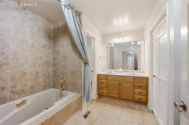 719 Count Pourtales Drive