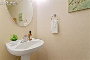 7316 Straggler Circle