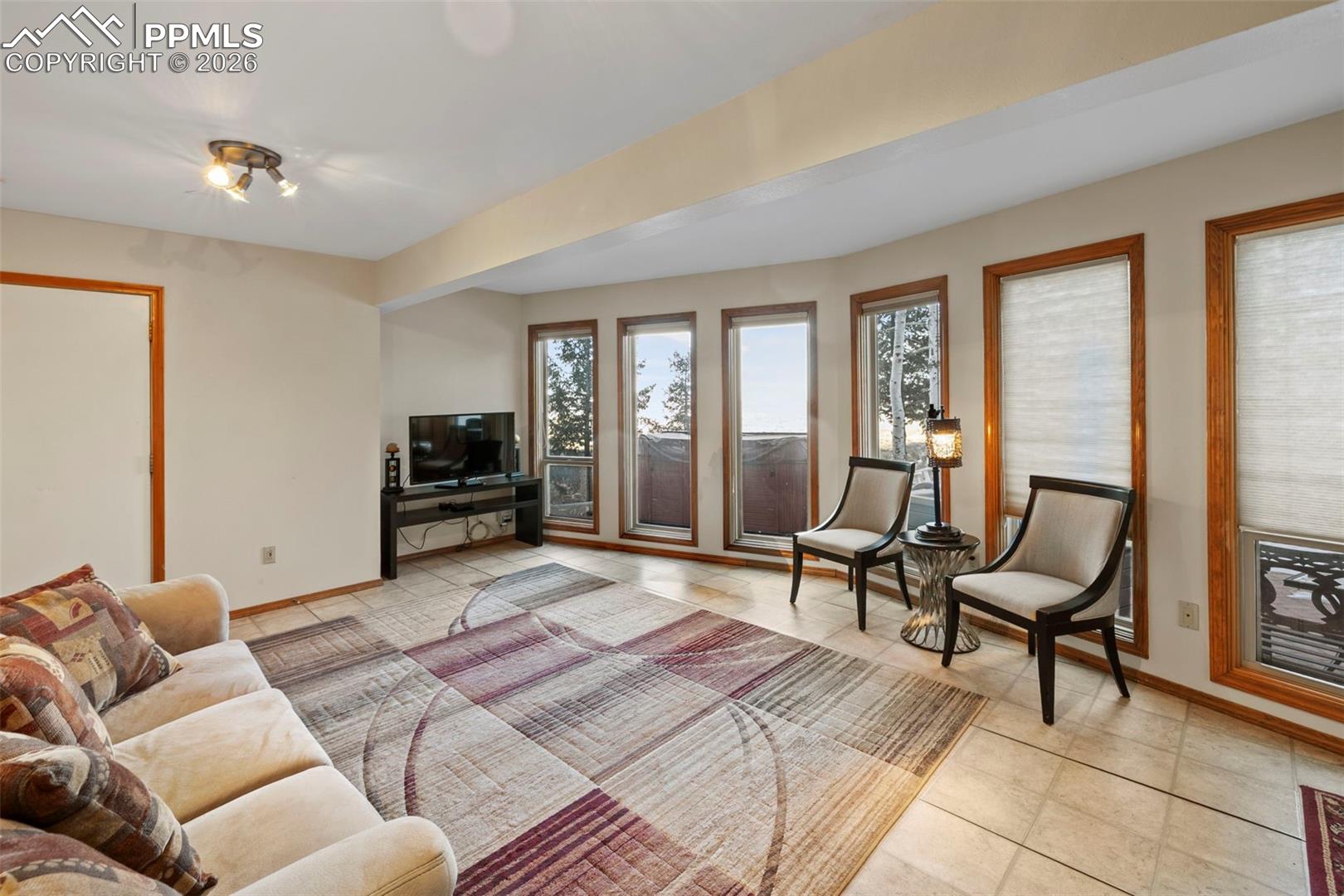 745 Scrub Oak Road