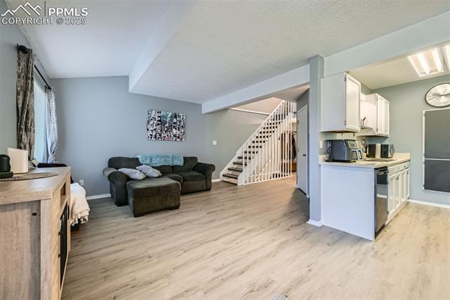 4652 Excalibur Court