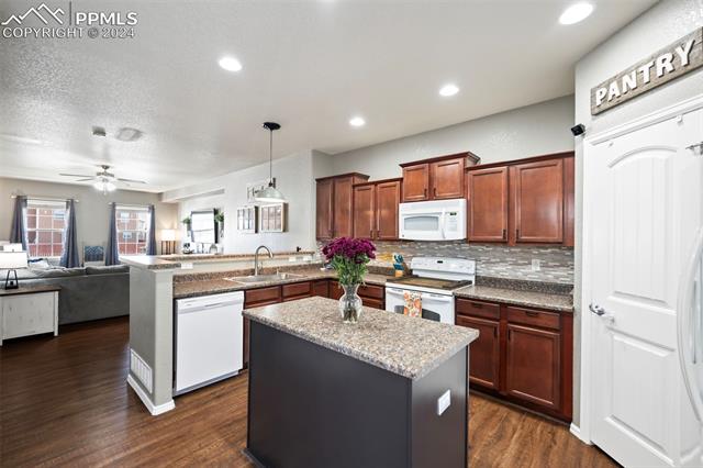 6382 Pilgrimage Road