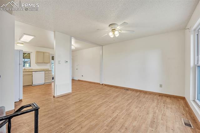 2524 W Prescott Circle