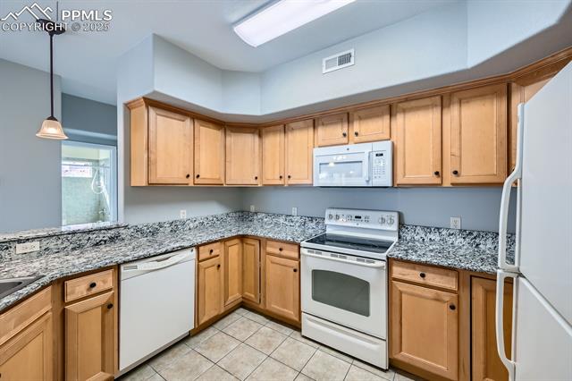 1875 Montura View 101