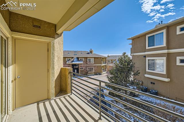 1875 Montura View 101