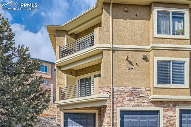 1875 Montura View 101