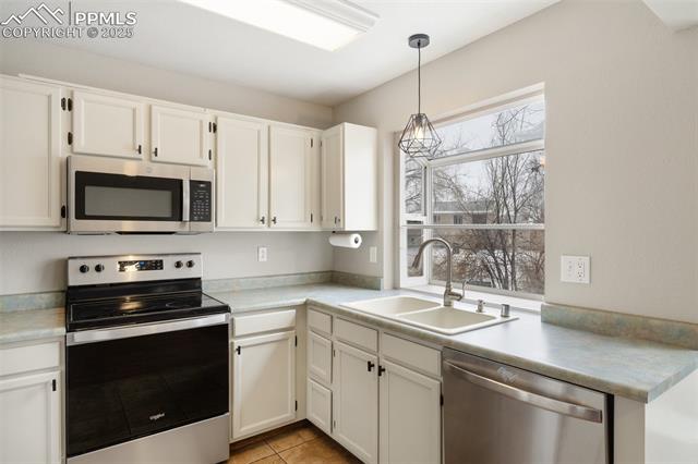 2697 Clarendon Drive