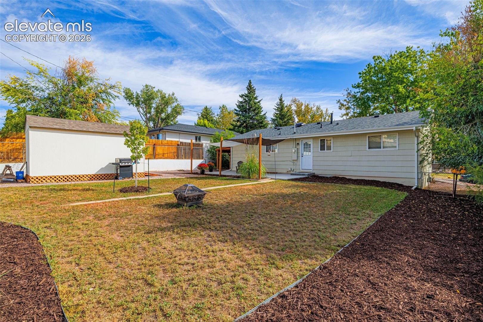 1102 Holmes Drive