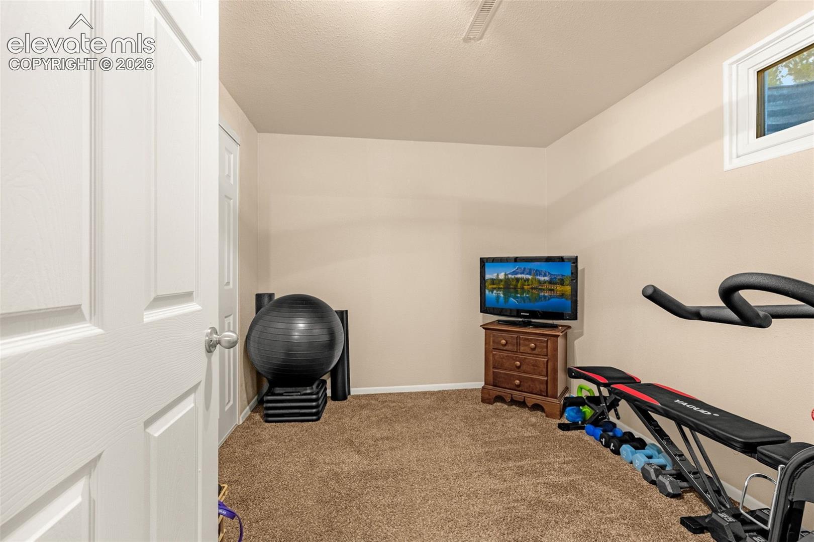 1102 Holmes Drive
