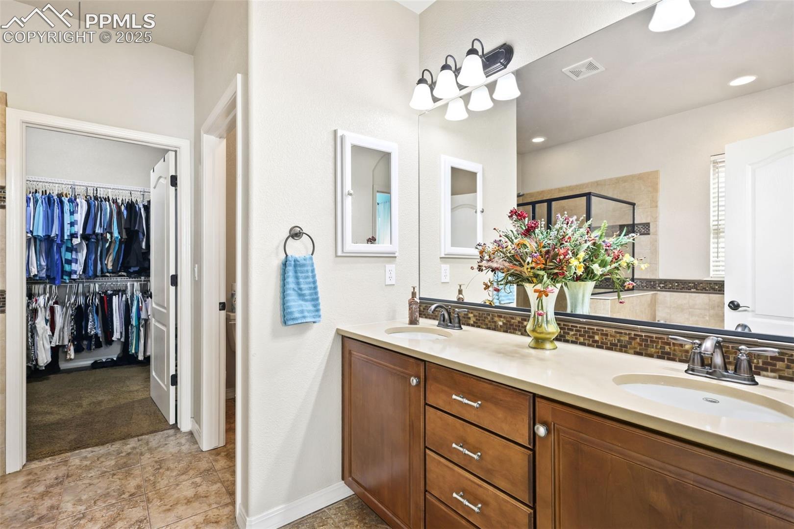 13010 Penfold Drive