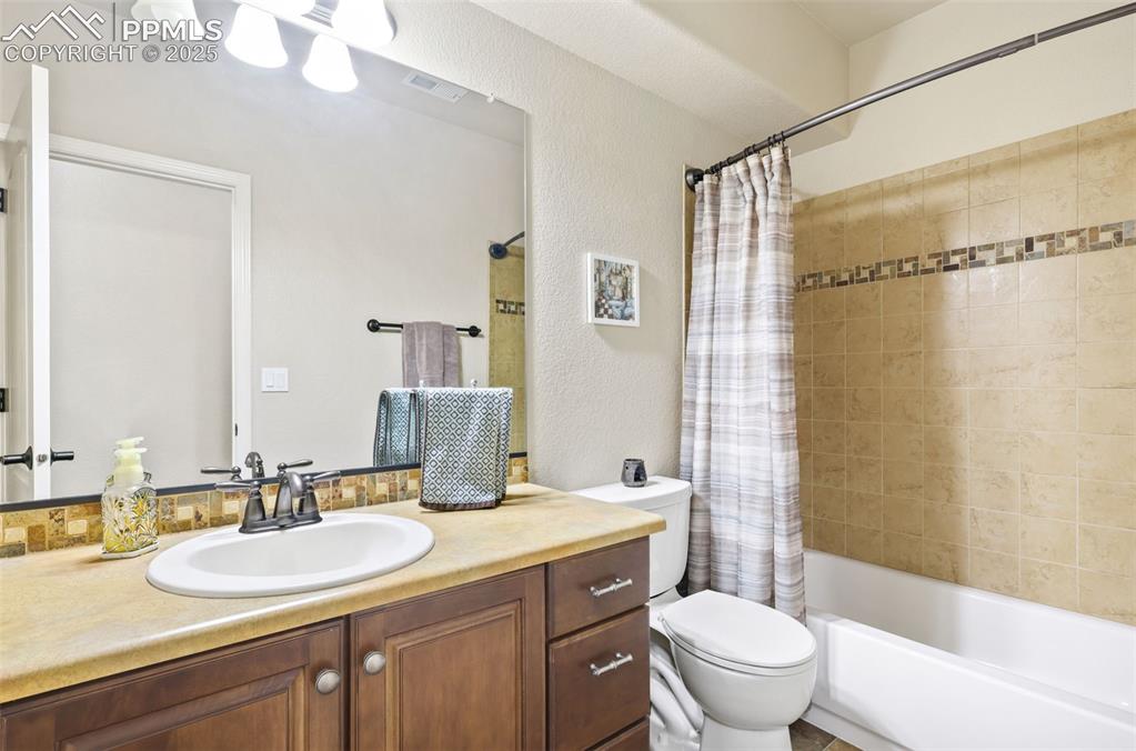 13010 Penfold Drive