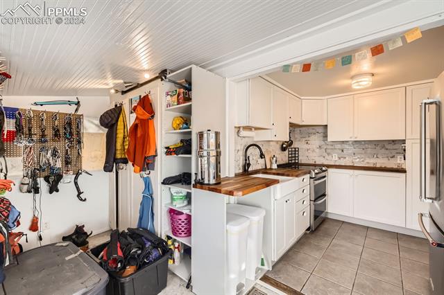 1819 N Corona Street