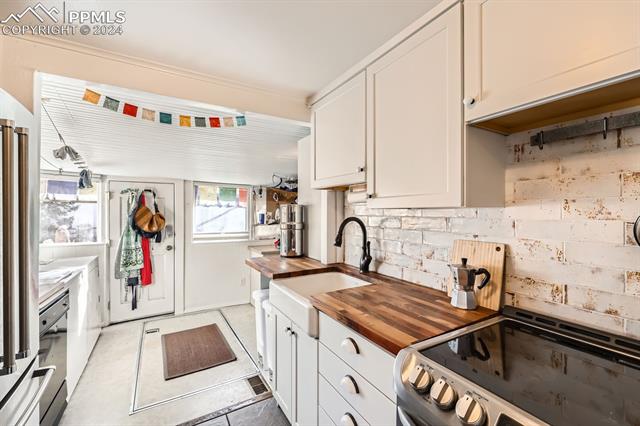 1819 N Corona Street