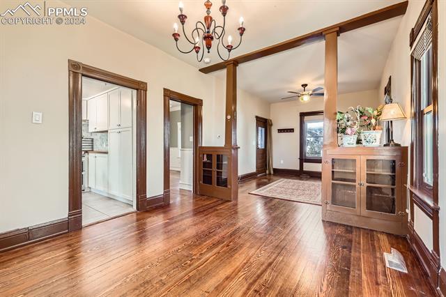 1819 N Corona Street