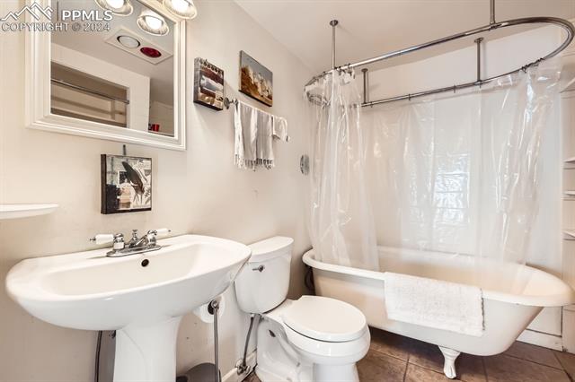 1819 N Corona Street