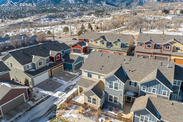 453 Gray Horse Alley