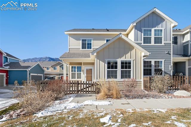 453 Gray Horse Alley