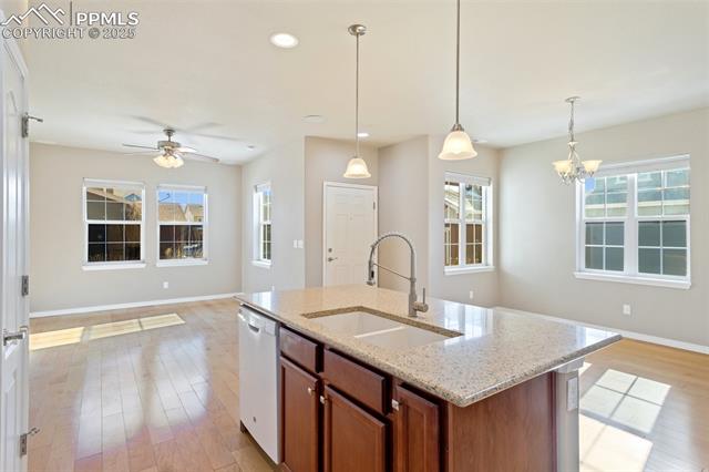 453 Gray Horse Alley