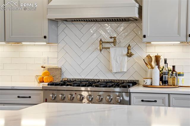 6140 Canyon Springs Place