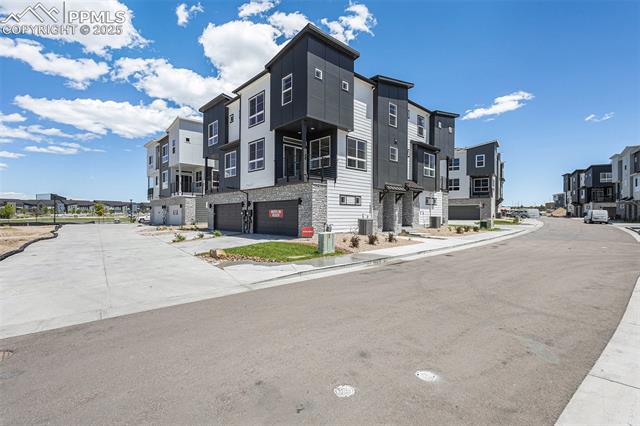 10648 Eulcase Heights