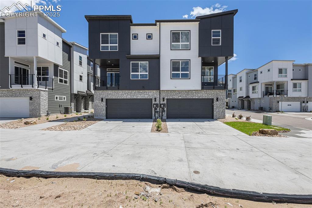 10648 Eulcase Heights