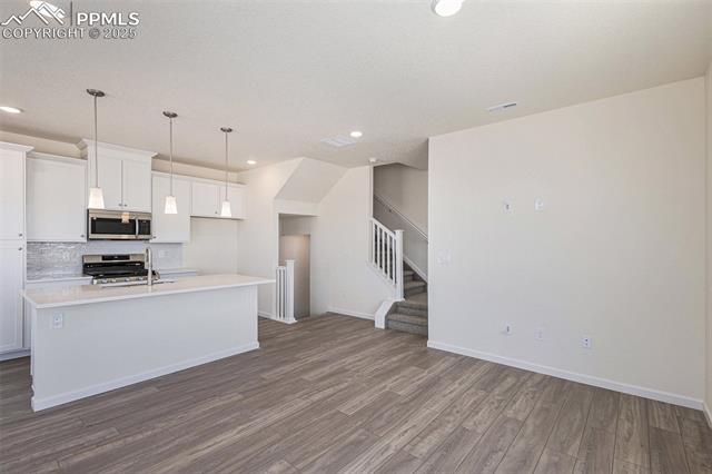 10648 Eulcase Heights