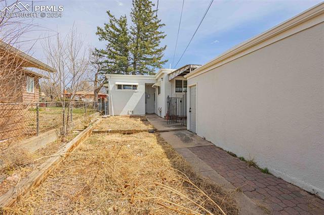 1722 E Cache La Poudre Street
