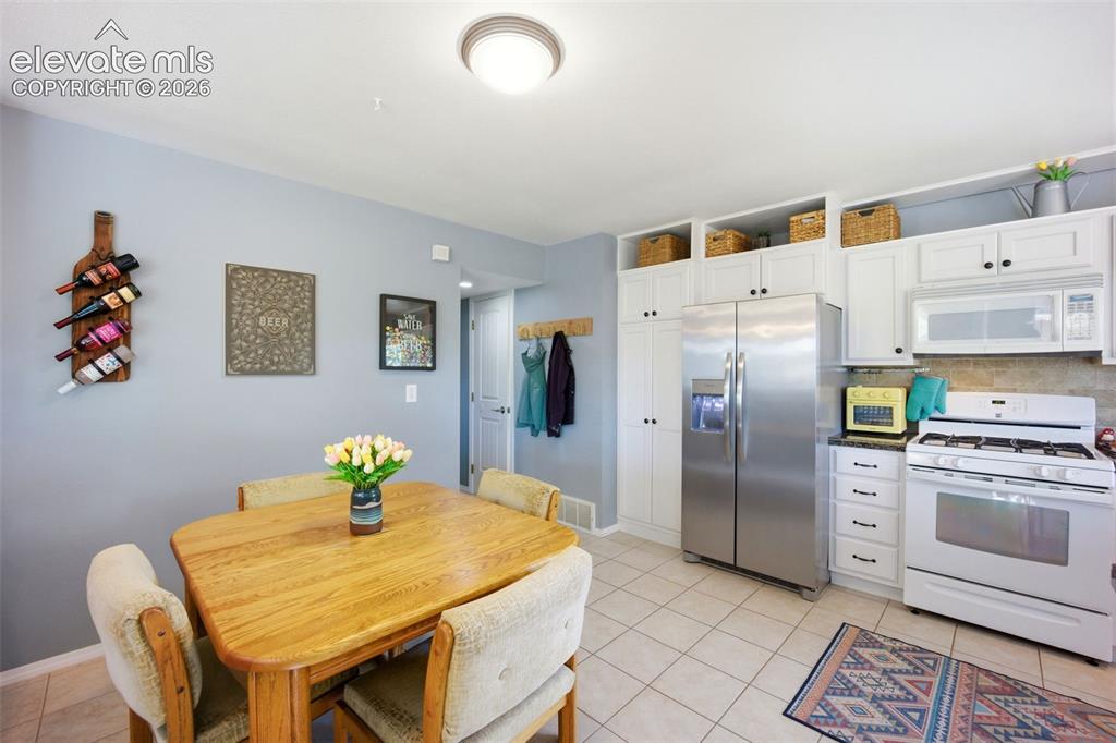 5672 Corinth Drive