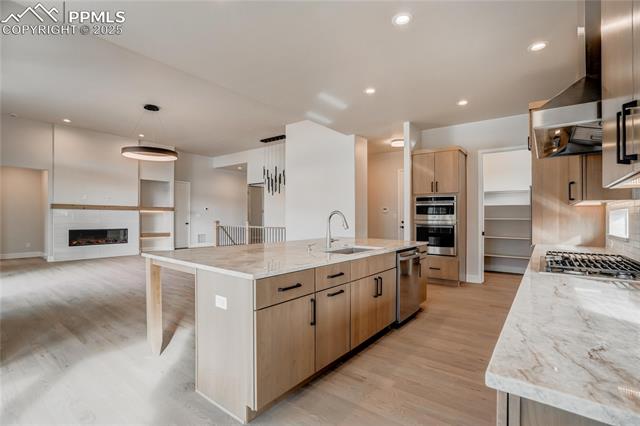 4121 Mesa Top Drive