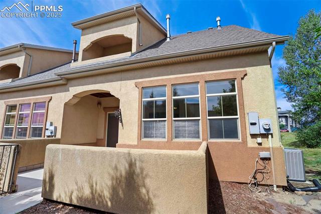 1571 Promontory Bluff View