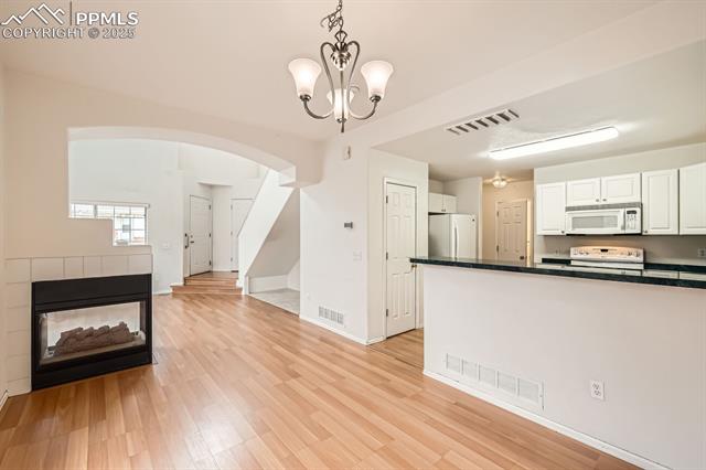 3931 Christy Heights