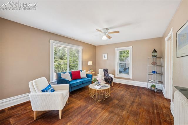 906 W Cucharras Street