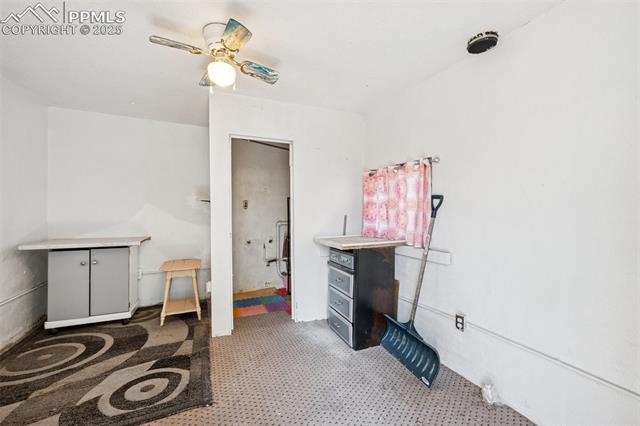 906 W Cucharras Street